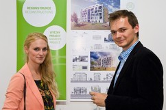 Vtzem v kategorii rekonstrukce se stali Juraj Kaenka a Eva Brov z VUT dky komplexnmu pstupu k rekonstrukci panelovho domu.