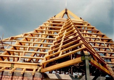 Montn stav konstrukce v roce 1994