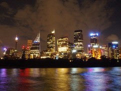 Noční panorama Sydney © Petr Bohuslávek – TZB-info 2005