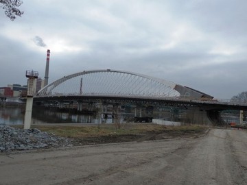 Trojsk most z vysokopevnostnho betonu