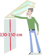 Pro vyšší nadezdívku (mezi 130–150 cm) jsou vhodná střešní okna se spodním ovládáním.