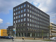 Obr. 8 Budova CERIT (Masarykova univerzita Brno) odvtrvan fasda