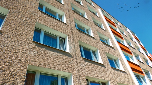 Fasdn systm Novabrik je ideln prv pro vkov stavby i bytov a panelov domy