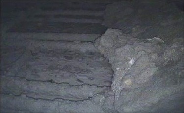 Obr. 1a Obnaen pruty ocelov vztue v dutin ostn v dsledku nesprvn betone