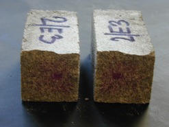 Obr. 8 Rec. 2, CEM I 42,5 R, bez hutnění, 60 dní v 98% CO₂, hloubka karbonatace 17 mm