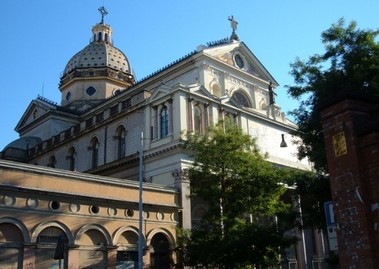 Obr. 1a: Kostel San Gioacchino v Římě.