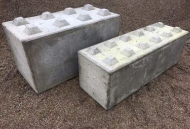 Obr. 3b Příklady použití betonu z recyklovaným kamenivem