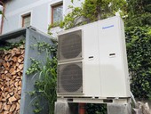 Venkovn jednotka splitovho tepelnho erpadla Panasonic Aquarea 16 kW. Zdroj: estav.tv