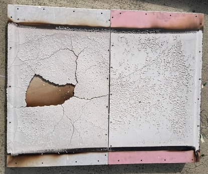 Obr. 1a Zkušební rám opláštěný dvojitým záklopem SDK deskou typu A a typu DF. Fig. 1a Test frame sheathed with non-fire-resistant and fire-resistant plasterboard