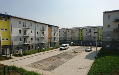 Vstavba bytovch dom v Kladn (OXES)