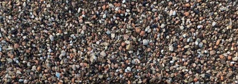 Obr. 2. Substrát pro zelené střechy na bázi suťového recyklátu a biocharu z pyrolizovaného čistírenského kalu