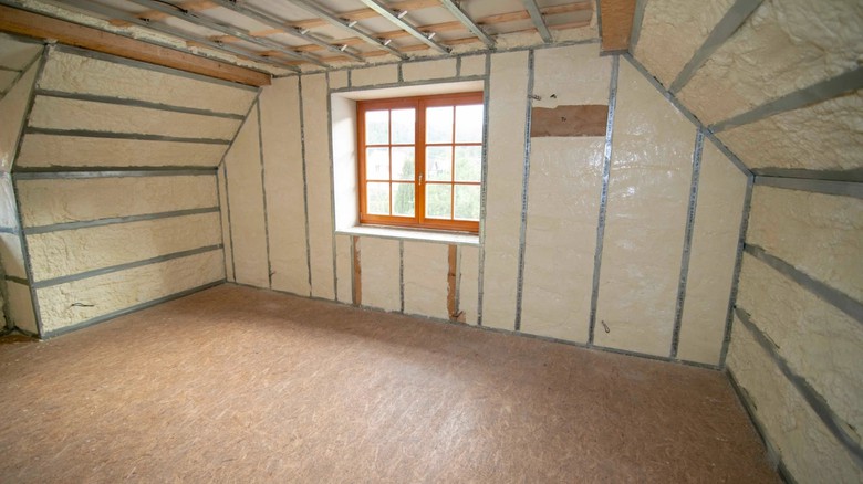 Izolace PUR pěnou - ceny, fakta a mýty Foto: rychlapena.cz