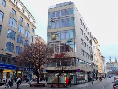 Obr.&nbsp;1 – Funkcionalistický dům Convalaria v&nbsp;Brně (architekt O.&nbsp;Poříska). Fig.&nbsp;1 – Functionalist house Convalaria in Brno (architect O.&nbsp;Poříska)