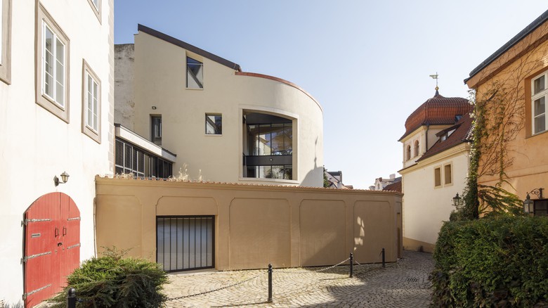 Bytový dům s galerií na Malé Straně. Foto: Tomáš Souček