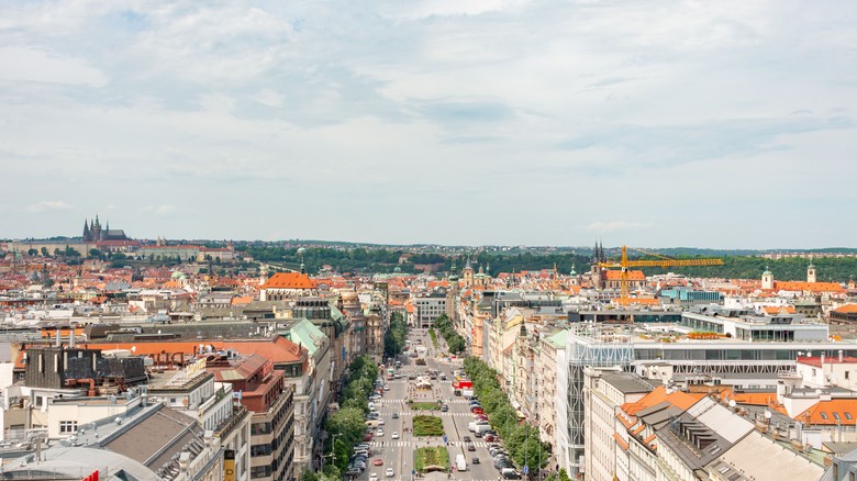 Schválený Metropolitní plán hlavního města Prahy vyvolává řadu otázek. Od 1. září letošního roku má nabýt účinnosti
