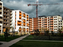 Porovnání cen bytových jednotek mezi oceněním provedeným odborníkem a oceněním programem
