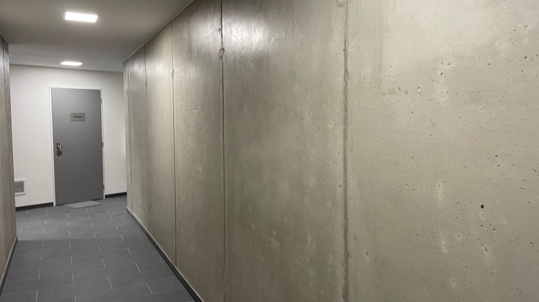 Jak udržet přiznaný beton v kondici?