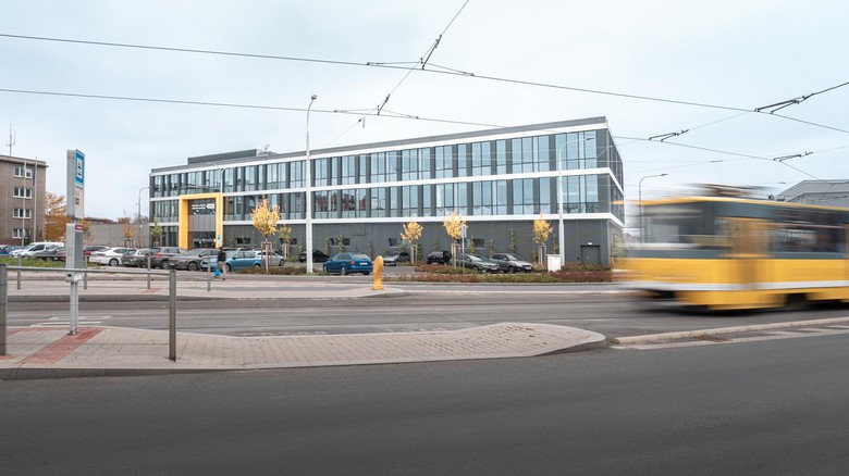 Jak se navrhovaly vysoké zděné konstrukce ve vozovně Slovany v Plzni