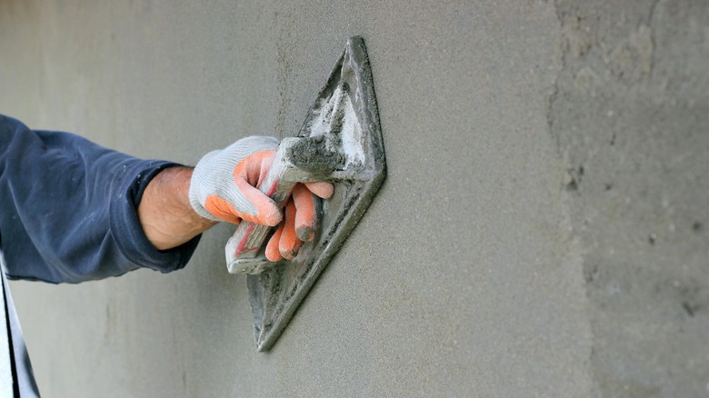 Akustická omítka od Weber pomůže s odhlučněním