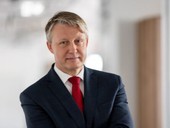 Tomáš Nidetzký opět zvolen do představenstva AMSP ČR Tomáš Nidetzký, předseda představenstva Národní rozvojové banky, zvolen valnou hromadou do představenstva Asociace malých a středních podniků a živnostníků ČR (AMSP ČR)