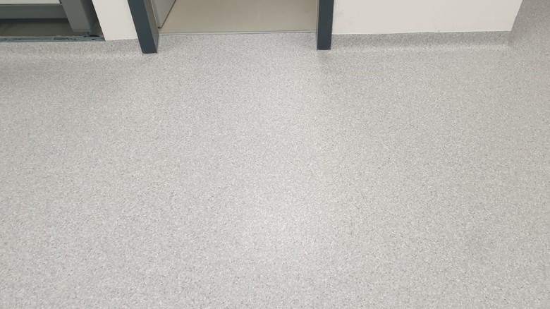 Systémové řešení BRALEP pro elektrostaticky vodivou podlahu